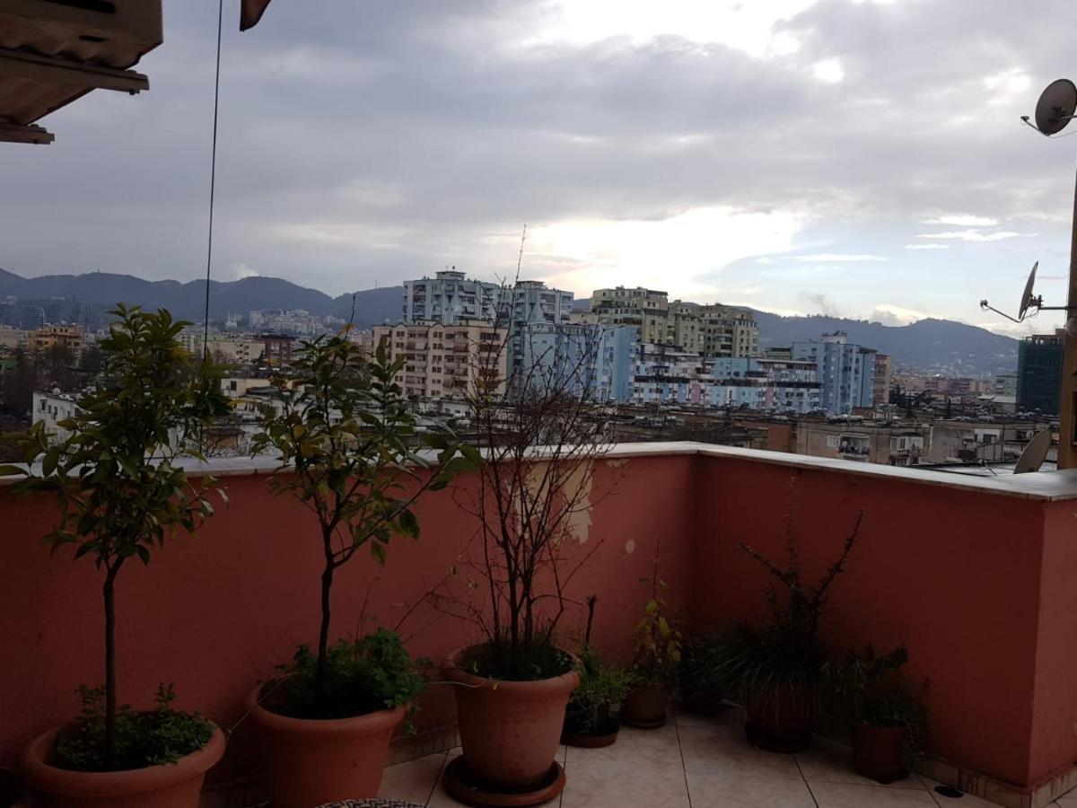 Veranda Rooms And Apartments Tirana Eksteriør billede